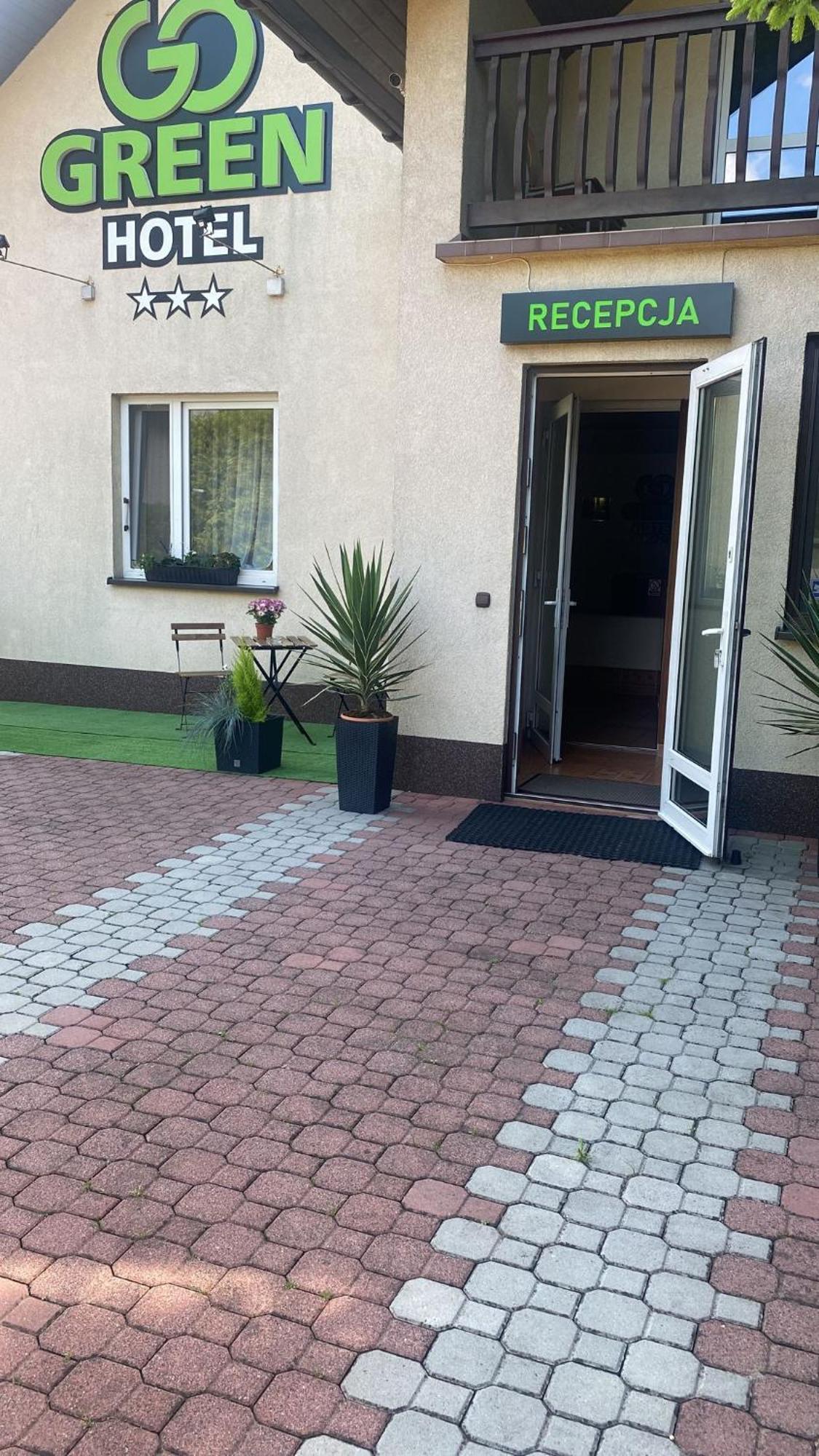 Hotel Gogreen *** Жонска Экстерьер фото