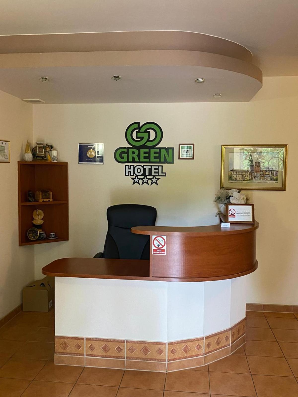 Hotel Gogreen *** Жонска Экстерьер фото