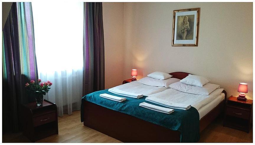 Hotel Gogreen *** Жонска Экстерьер фото